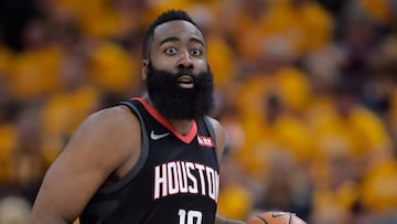 James Harden, durante un partido con Houston Rockets ante Utah Jazz.