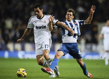 Canterano del Real Madrid, tres meses en el Deportivo de La Coruña le valieron para que Benítez se lo llevase con él a Anfield. En verano de 2009 volvió al Real Madrid donde jugó 7 temporadas. 