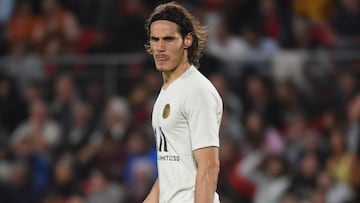 PSG: Cavani wants out but Atlético bid rejected - Leonardo