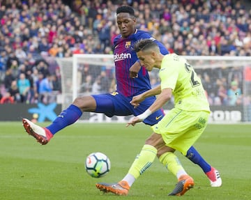 Fajr ante Yerry Mina.