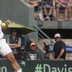 Garín dio pelea, pero cayó en primera ronda de Ginebra