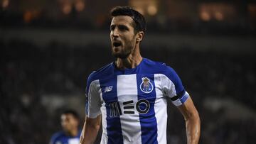 Ivan Marcano celebra el gol.