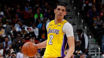 ATLANTA, GA - FEBRUARY 26: Lonzo Ball #2 of the Los Angeles Lakers runs the offense against the Atlanta Hawks at Philips Arena on February 26, 2018 in Atlanta, Georgia. NOTE TO USER: User expressly acknowledges and agrees that, by downloading and or using this photograph, User is consenting to the terms and conditions of the Getty Images License Agreement.   Kevin C. Cox/Getty Images/AFP
 == FOR NEWSPAPERS, INTERNET, TELCOS &amp; TELEVISION USE ONLY ==