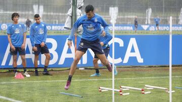 Alberto Quiles en un entrenamiento con el Deportivo.