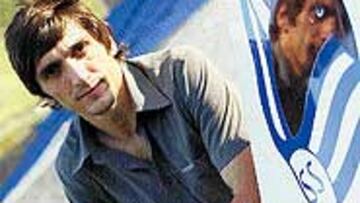 <b>NUEVO ESPAÑOLISTA</B>. Tayfun Korkut se entrenó ayer con la Real Sociedad, aunque ya es jugador del Espanyol.