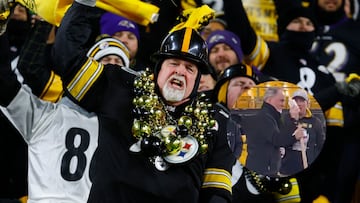 Un sacerdote le dio el pase a Steelers a Playoffs