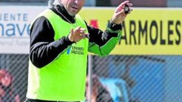 <b>CONCENTRACIÓN. </b>Claudio le ha pedido a su plantilla la máxima concentración.