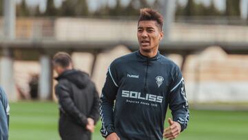 "Hay que ganar este domingo y pensar luego en Vallecas"