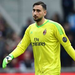 Raiola ofrece a Donnaruma al PSG, que busca portero