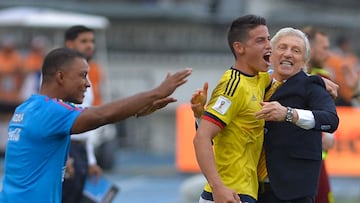 James Rodríguez y José Pékerman en la Selección Colombia