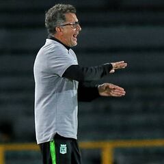 Osorio visita práctica de Racing para hablar con Beccacece