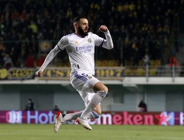 Benzema puso el 0-3 en el marcador.