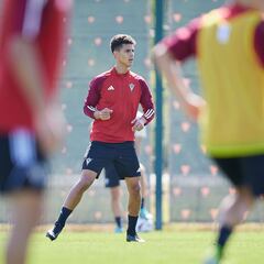 Ilyas Chaira, en la agenda del Rayo