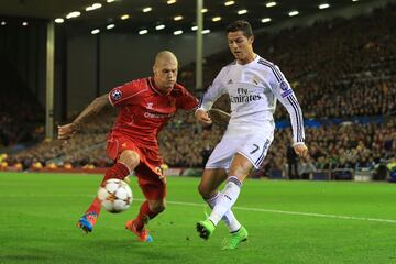 En la temporada 2014-15 el Real Madrid consiguió una goleada en el campo del Liverpool y uno de sus mayores protagonistas fue el delantero portugués, Cristiano Ronaldo. La afición del Liverpool supo valorar el esfuerzo.