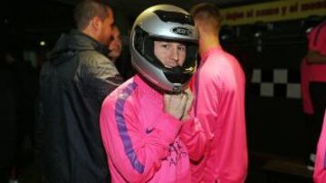 Lionel Messi y el plantel de Barcelona se divirtieron haciendo karting.