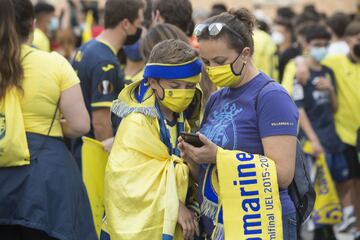 El pueblo de Vila-real se echó a la calle para celebrar con su equipo el título de la Europa League.