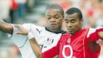 <b> CERCA DE CHAMARTÍN </b> Ashley Cole, uno de los mejores laterales izquierdos de Europa, podría ser el sustituto de Roberto Carlos a medio plazo.