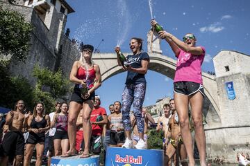 El podio femenino: Rhiannan Iffland, Adriana Jiménez y Jessica Macaulay.