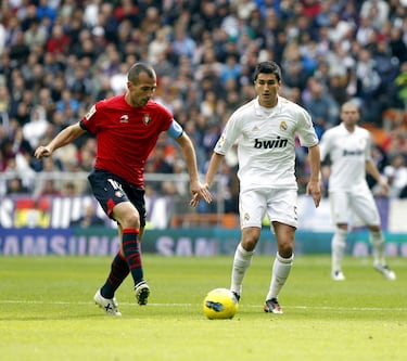 El Madrid le fichó a pesar de estar lesionado pues confiaba en una pronta y exitosa recuperación, no fue así. 
