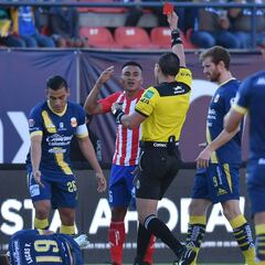 Noé Maya y las expulsiones más rápidas en la historia de la Liga MX