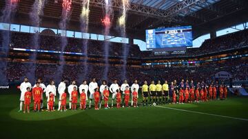 Real Madrid y FC Barcelona justo antes del inicio del partido en Miami (2017).