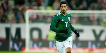 Once again Vela asked not to go with the Mexican national team, as he had a personal issue to attend that prevented him from playing his second consecutive Gold Cup.