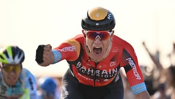 Resumen y resultado de la 2? etapa del Giro de Italia: Milan estrena los esprints