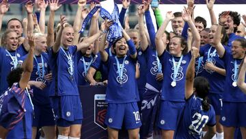 Jugadoras del Chelsea se proclaman campeonas de Liga. 