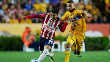 ¿Por cuántas finales y títulos aventaja Tigres a Chivas en la historia de las Liguilllas?