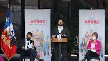 Santiago, 7 de abril de 2022.
El Presidente de la Republica, Gabriel Boric, anuncia el Plan de Recuperacion Inclusiva Chile Apoya junto a ministros y ministras del Gobierno
Dragomir Yankovic/Aton Chile