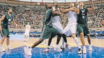 <b>CAÍDO DEL CIELO. </b>El Real Madrid logró un triunfo muy esperanzador en la apertura de la nueva temporada frente al Unicaja.