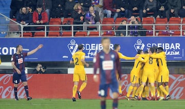 Eibar and Atlético Madrid in the rain