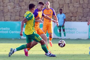 Niño se queda sin su gol ante un Al Wakrah sin Raúl de Tomás