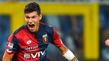 Pietro Pellegri celebrando luego de marcar un doblete contra la Lazio.