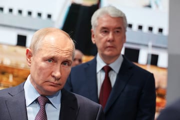 Russian President Vladimir Putin, accompanied by Moscow Mayor Sergei Sobyanin, visits the Rudnyovo industrial park in Moscow.