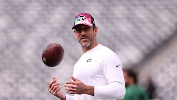 The veteran quarterback Aaron Rodgers will be looking to put his underwhelming season with the Jets behind him.