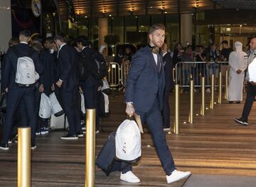 Sergio Ramos en el aeropuerto de Abu Dabi. 