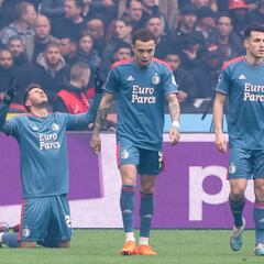 ¿Santiago Giménez se irá al Benfica? Su padre responde