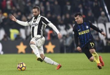 Cuadrado completa dos goles esta temporada.