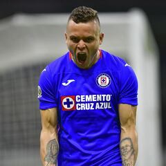 Cruz Azul conquista su 12° liderato general en la Liga MX