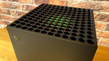 Xbox Series X al detalle: consola, mando, tarjeta de expansión y comparativa con otras Xbox