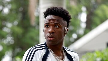 01/07/25 MUNDIALITO MUNDIAL DE CLUBES EEUU 2025
PARTIDO OCTAVOS
REAL MADRID - JUVENTUS DE TURIN
LLEGADA JUGADOR PAISANO
VINICIUS JR