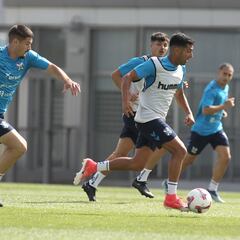 El Tenerife se muda a Alicante por una semana