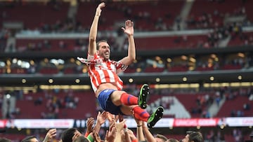 Leyenda del Atlético de Madrid. El defensa uruguayo llegó en 2010 al Atlético de Madrid y lo primero que hizo fue ganar la Supercopa de Europa al Inter de Milán. En 9 temporadas como rojiblanco, el central charrúa consiguió 1 Liga, 1 Copa del Rey, 1 Supercopa de España, 2 Copas de la UEFA Europa League y  3 Supercopas de Europa. En la temporada 2018-19 fue elegido como primer capitán del equipo.
A su marcha en 2019, los 389 partidos que jugó en el Atlético le valieron para ser el futbolista extranjero con más partidos en rojo y blanco, después sería superado por Oblak y Correa. 