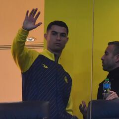 Con Cristiano Ronaldo en las gradas, Al Nassr gana 2-0 a Al Tai