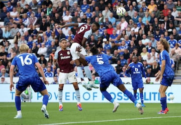 El gol de de Jhon Jáder Durán, el mejor de agosto para Aston Villa