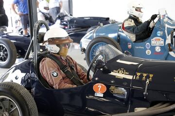 Tercera edición de la reunión y exhibición de automóviles clásicos en el circuito del Jarama