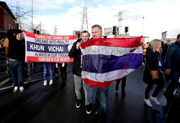 Así fue el emotivo homenaje al dueño del Leicester en el King Power Stadium