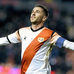 El Rayo prosigue su escalada a costa de un inofensivo Lugo