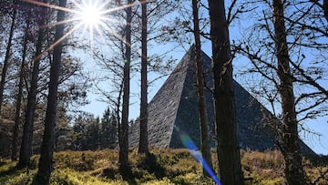 escocia highlands piramide balmoral cairn principe alberto